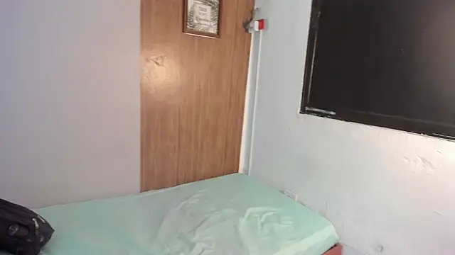 Snapshot of couple_hotfox chatting on 02.27.26 couple hotfox online show from 02.27.26