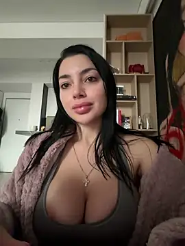 Mia Splash online show from 02.09.26