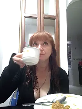 Snapshot of chanel-2025 chatting on 03.16.25 chanel-2025 online show from 03.16.25