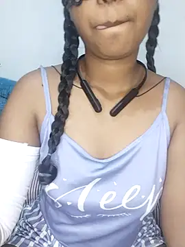 Snapshot of Ashugril_hot chatting on 03.11.25 Ashugril hot online show from 03.11.25