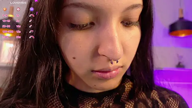 Snapshot of sheylawood chatting on 02.23.26 sheylawood online show from 02.23.26