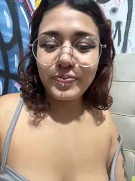 Snapshot of Maddy_Jhonsson chatting on 09.30.25 Maddy Jhonsson online show from 09.30.25