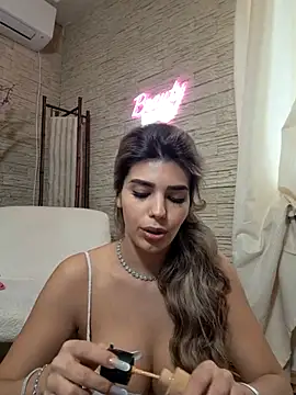 Bella Posh online show from 02.07.26