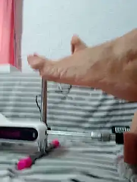 Ramona870 online show from 10.17.25