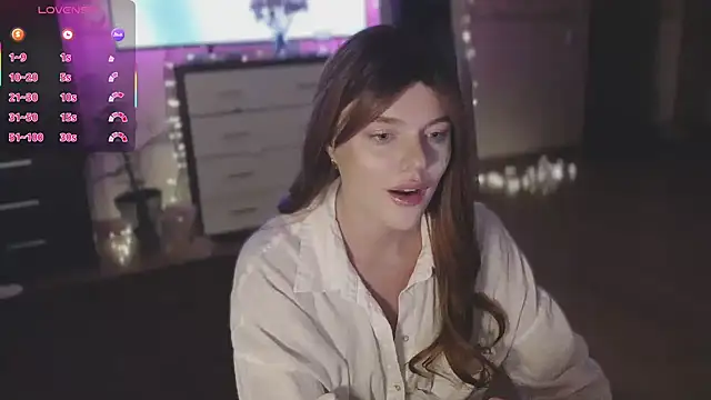 Snapshot of CherryRed_Girl chatting on 09.09.25 CherryRed Girl online show from 09.09.25