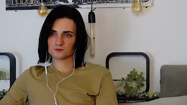 Snapshot of Jared_Le chatting on 03.10.25 Jared Le online show from 03.10.25