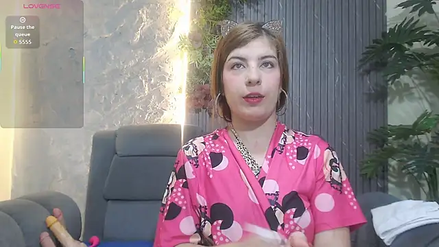 Snapshot of denise_babe_ chatting on 04.29.26 denise babe online show from 04.29.26