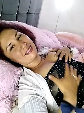 Megan-01- online show from 03.13.25