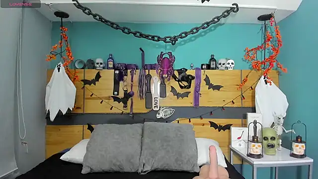 Snapshot of ChloeAllennn chatting on 10.23.25 ChloeAllennn online show from 10.23.25