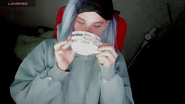 Snapshot of hellenspellman chatting on 10.19.25 hellenspellman online show from 10.19.25