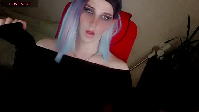 Snapshot of hellenspellman chatting on 11.22.25 hellenspellman online show from 11.22.25