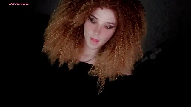 Snapshot of hellenspellman chatting on 11.30.25 hellenspellman online show from 11.30.25