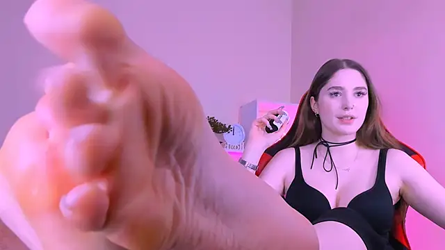 hazel sullivan online show from 10.02.25