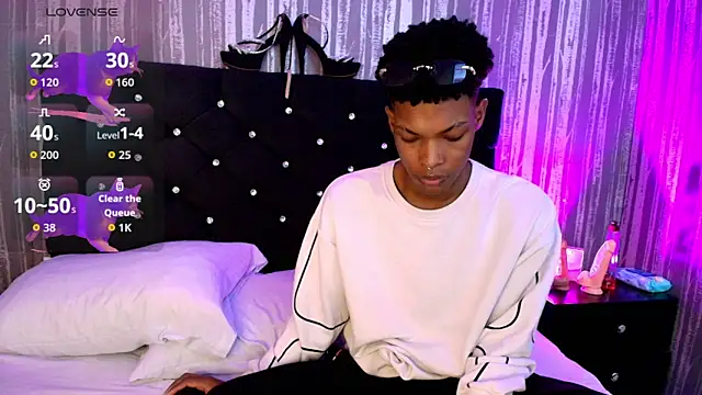 Snapshot of khler_Angelis chatting on 12.22.25 khler Angelis online show from 12.22.25