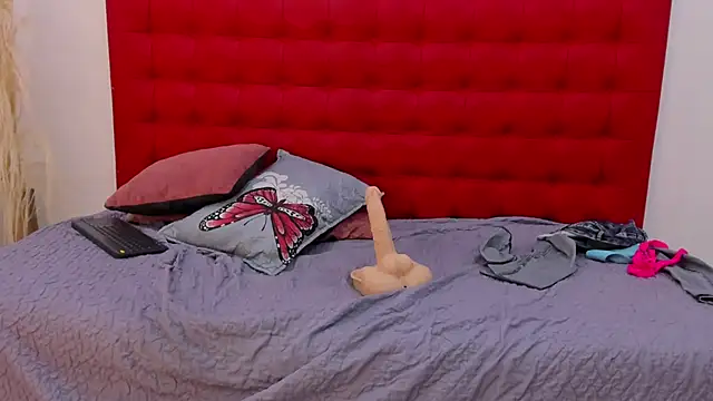 Snapshot of Maite_Smith_ chatting on 03.20.25 Maite Smith online show from 03.20.25