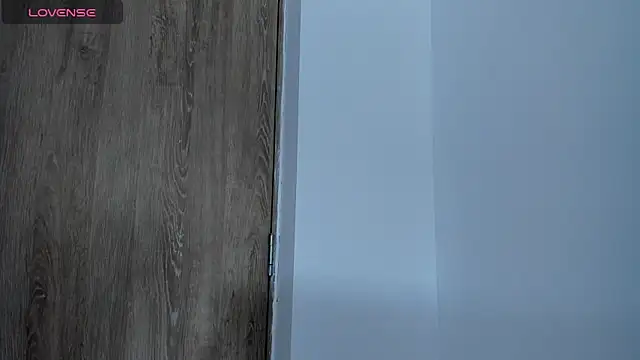 ScarletThompsonx online show from 11.14.25