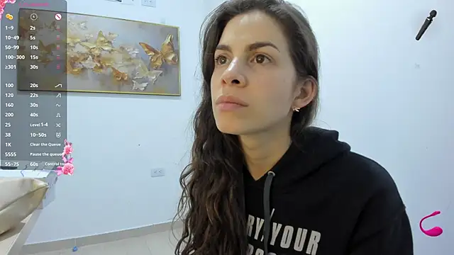 Snapshot of jessyegoldenn chatting on 09.13.25 jessyegoldenn online show from 09.13.25