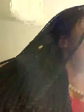 MichelleDiaz Pink online show from 02.26.25