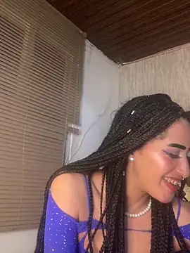 MichelleDiaz Pink online show from 03.21.25