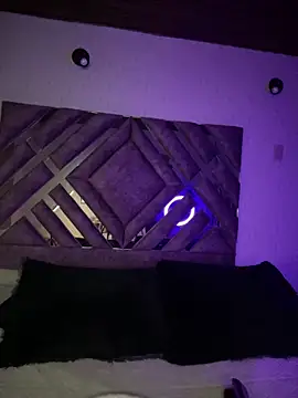 MichelleDiaz Pink online show from 10.06.25