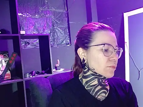 Snapshot of Pandora_9666 chatting on 09.18.25 Pandora 9666 online show from 09.18.25