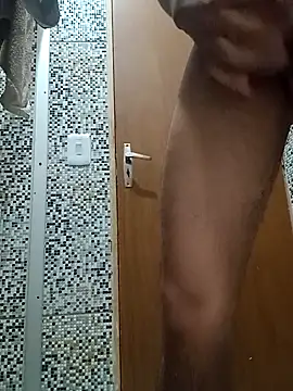 Snapshot of 464a-err chatting on 10.20.25 464a-err online show from 10.20.25