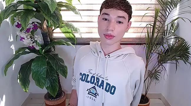 Snapshot of cod_dolll chatting on 02.27.25 cod dolll online show from 02.27.25