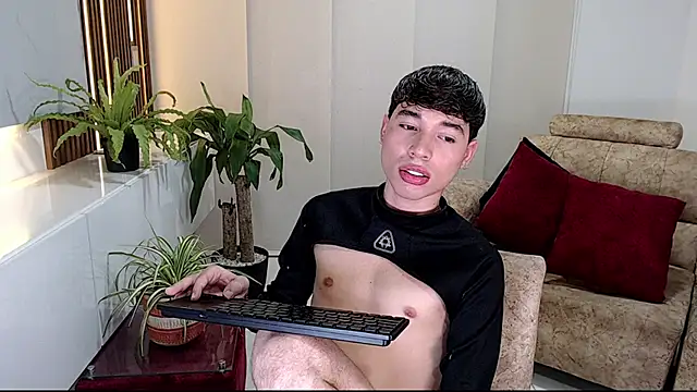 Snapshot of cod_dolll chatting on 12.17.25 cod dolll online show from 12.17.25