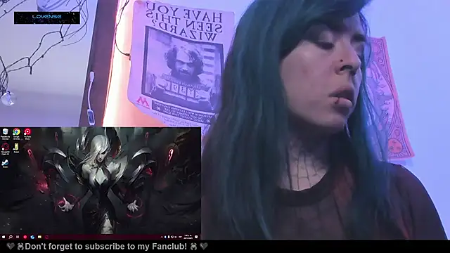 Hisato111 online show from 10.28.25