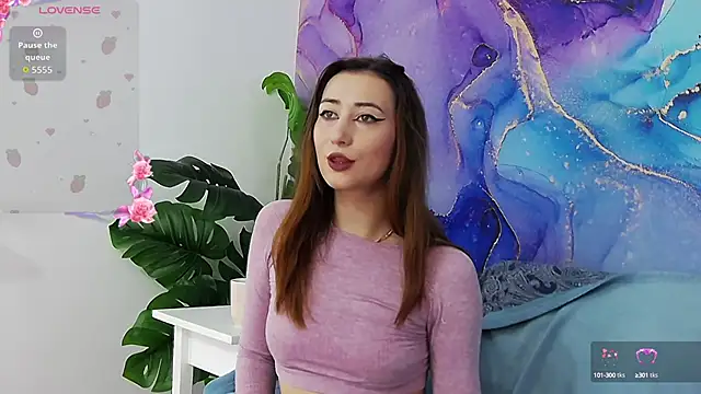 Snapshot of IsoldeBlis chatting on 09.12.25 IsoldeBlis online show from 09.12.25