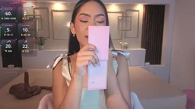 ChloeMoon9 online show from 11.06.25