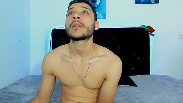 Snapshot of MarcusRosse chatting on 11.25.25 MarcusRosse online show from 11.25.25