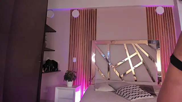 sweetviolet   online show from 01.10.26