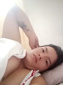 Snapshot of krolay16 chatting on 03.16.25 krolay16 online show from 03.16.25