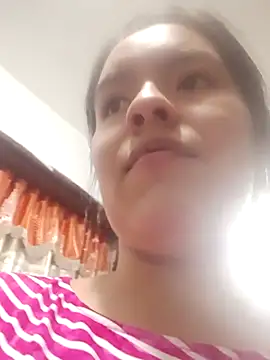 Snapshot of krolay16 chatting on 03.23.25 krolay16 online show from 03.23.25