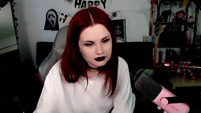 Della Ideal online show from 11.01.25