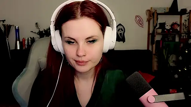 Della Ideal online show from 01.10.26