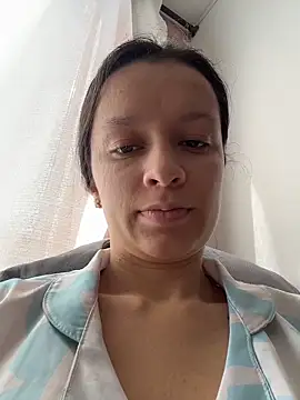 Snapshot of Soy_Sara7 chatting on 10.31.25 Soy Sara7 online show from 10.31.25