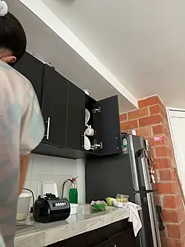 Snapshot of Soy_Sara7 chatting on 12.05.25 Soy Sara7 online show from 12.05.25