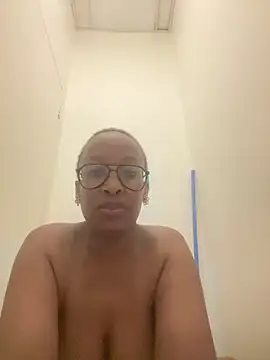 xyz089 online show from 03.18.25