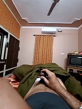 Snapshot of amnavelly chatting on 02.23.25 amnavelly online show from 02.23.25