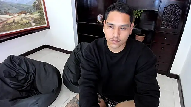 maxflurry  online show from 03.18.25