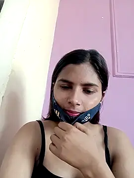 Snapshot of heena-3678 chatting on 09.22.25 heena-3678 online show from 09.22.25