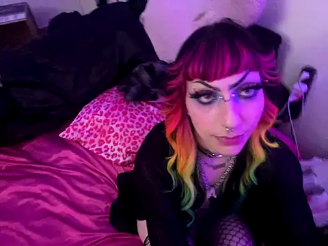 Snapshot of ChrryFoxx chatting on 11.13.25 ChrryFoxx online show from 11.13.25