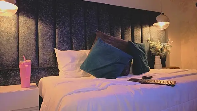 Ariannaa Suarez1 online show from 09.24.25