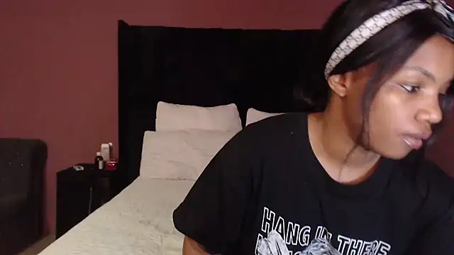 xMiAmor online show from 04.21.26