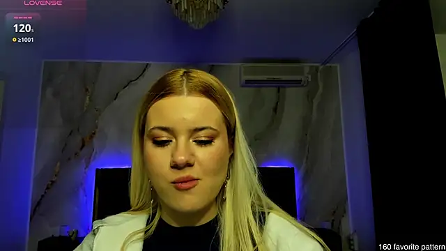 CutiePie69   online show from 02.24.25