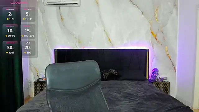 CutiePie69   online show from 03.20.25