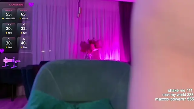 CutiePie69   online show from 05.28.26
