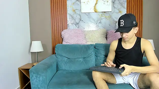 KING OFF BOYS online show from 04.17.26